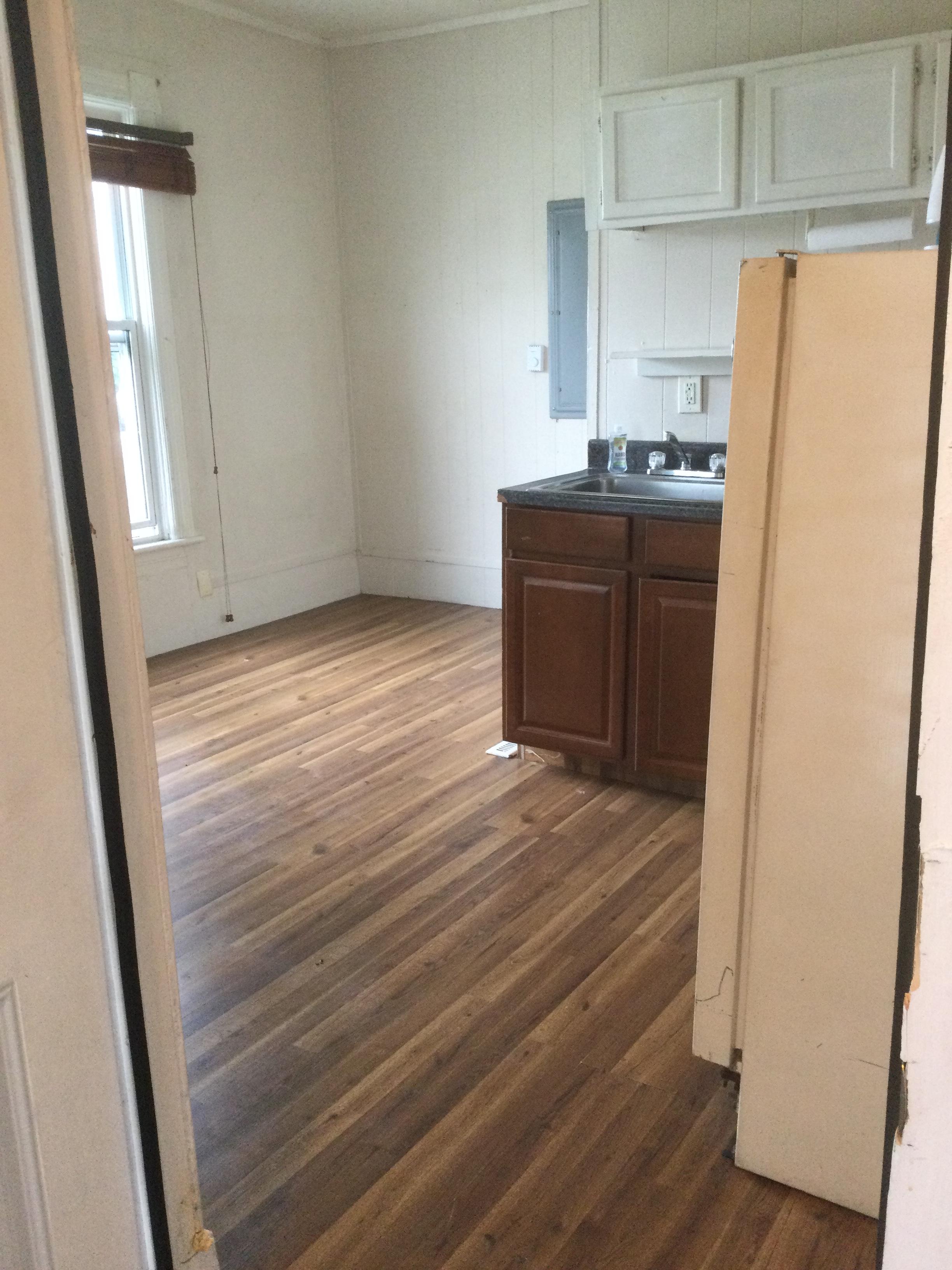 828 Howard st. #1, Port huron, Michigan 48060, 1 Bedroom Bedrooms, ,1 BathroomBathrooms,Apartment,For Rent,828 Howard st. #1,1,1024